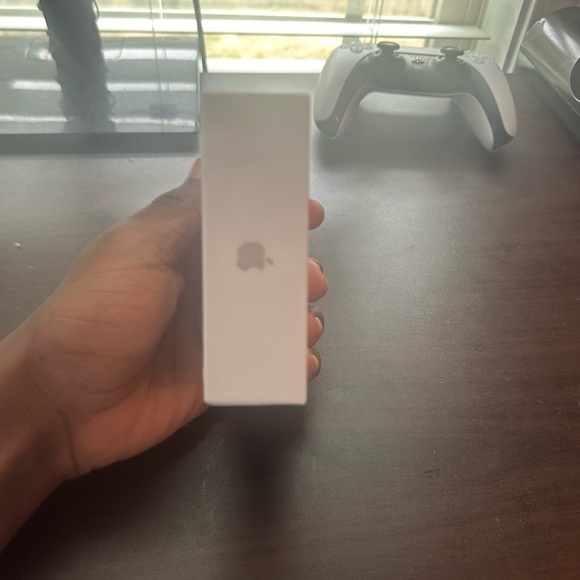 AirPod 3 Generation - Picture 3 of 5